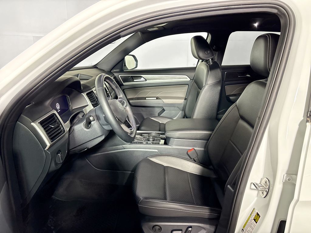 2023 Volkswagen Atlas Cross Sport 3.6L V6 SE w/Technology