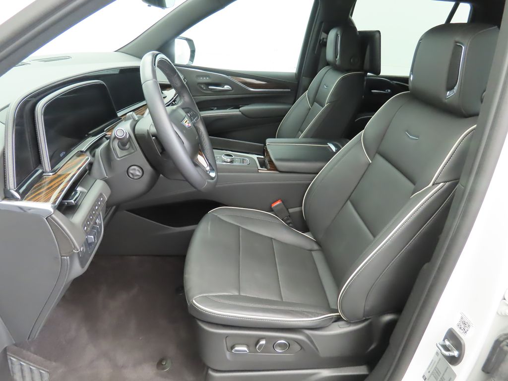 Thumbnail: 2023 Cadillac Escalade - 19