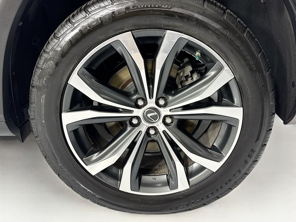 Thumbnail: 2021 Lexus RX - 32