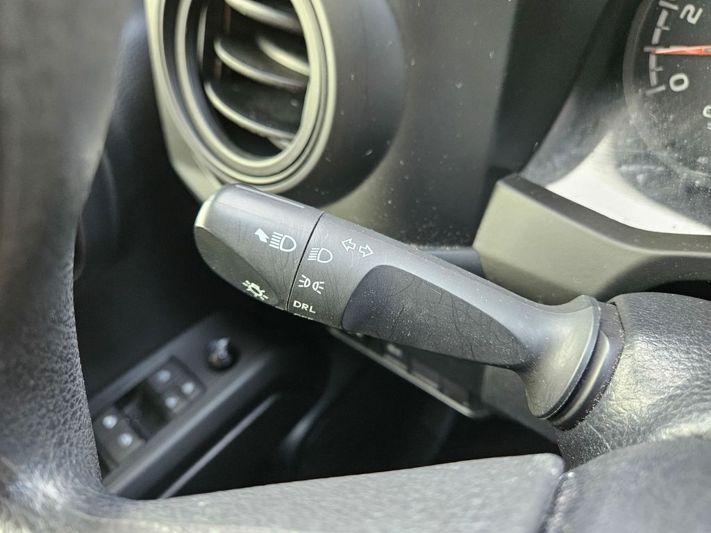 2021 Toyota Tacoma SR 20