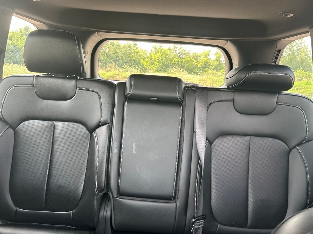 Used 2025 Jeep Grand Cherokee SUV