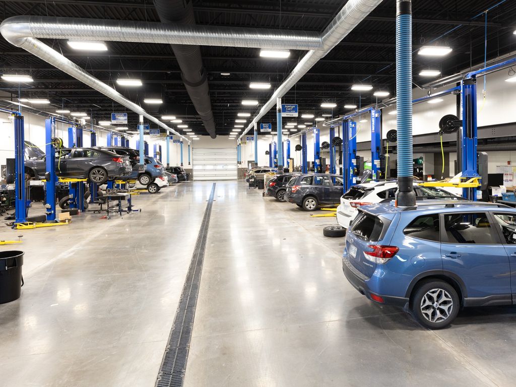 2025 Subaru Forester Limited - Photo 36