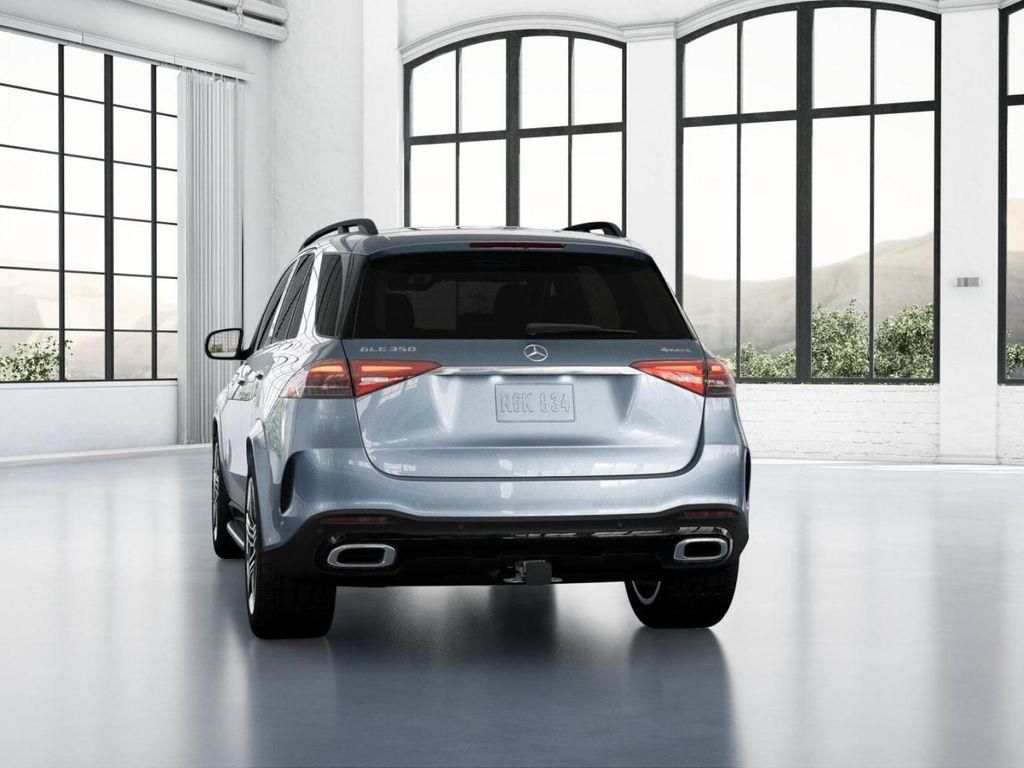 Thumbnail: 2026 Mercedes-Benz GLE - 26