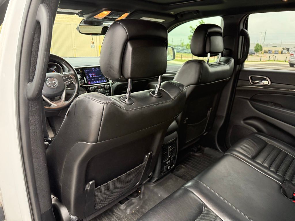 Thumbnail: 2020 Jeep Grand Cherokee - 9