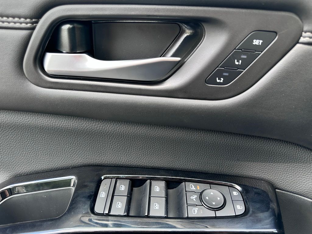 New 2026 Gun Metallic Nissan Platinum image 33