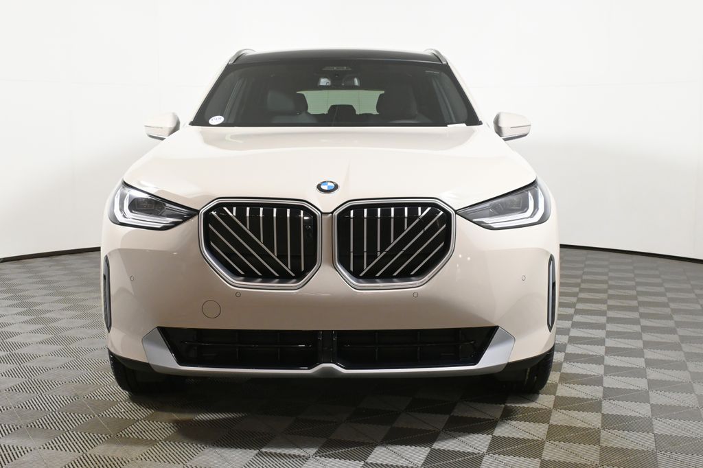 Thumbnail: 2026 BMW X3 - 10