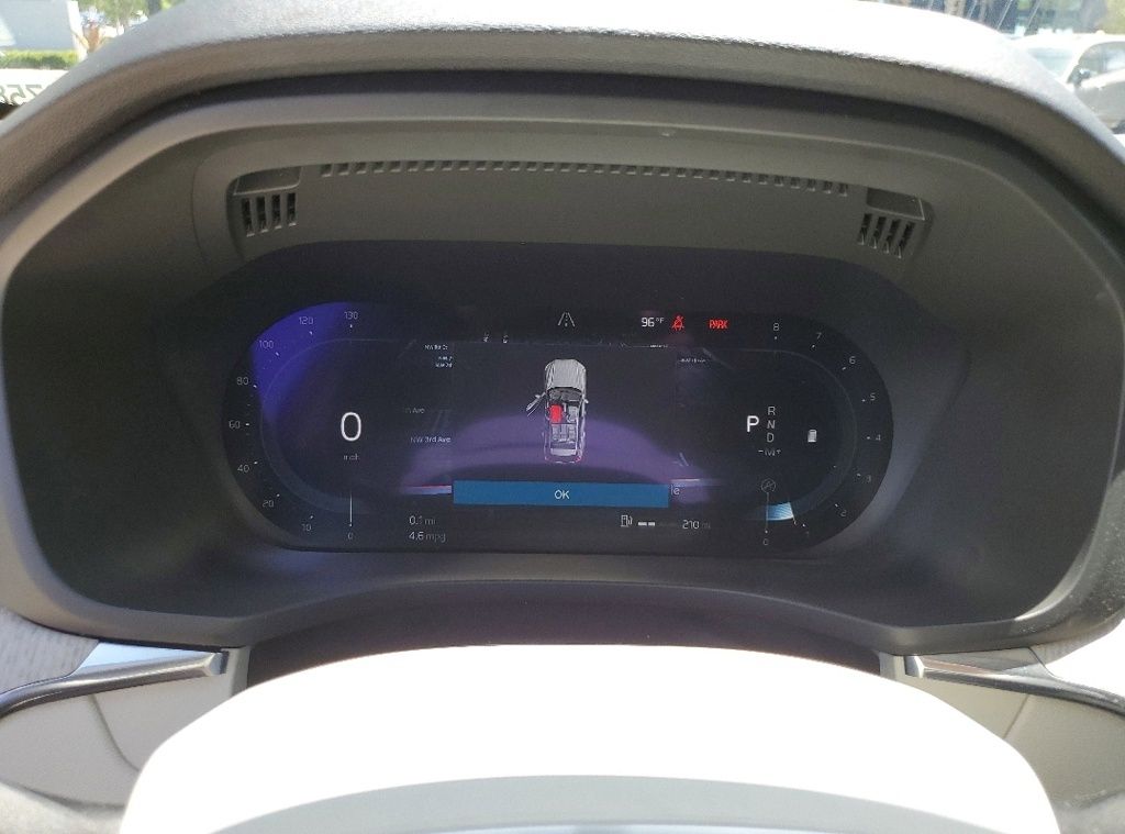 2023 Volvo XC60 Plus - Photo 14