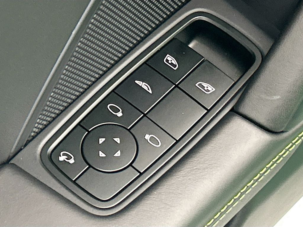 Thumbnail: 2023 Porsche 911 - 22