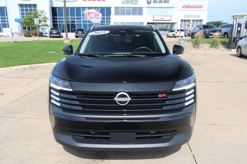 Used 2025 Nissan Kicks SUV