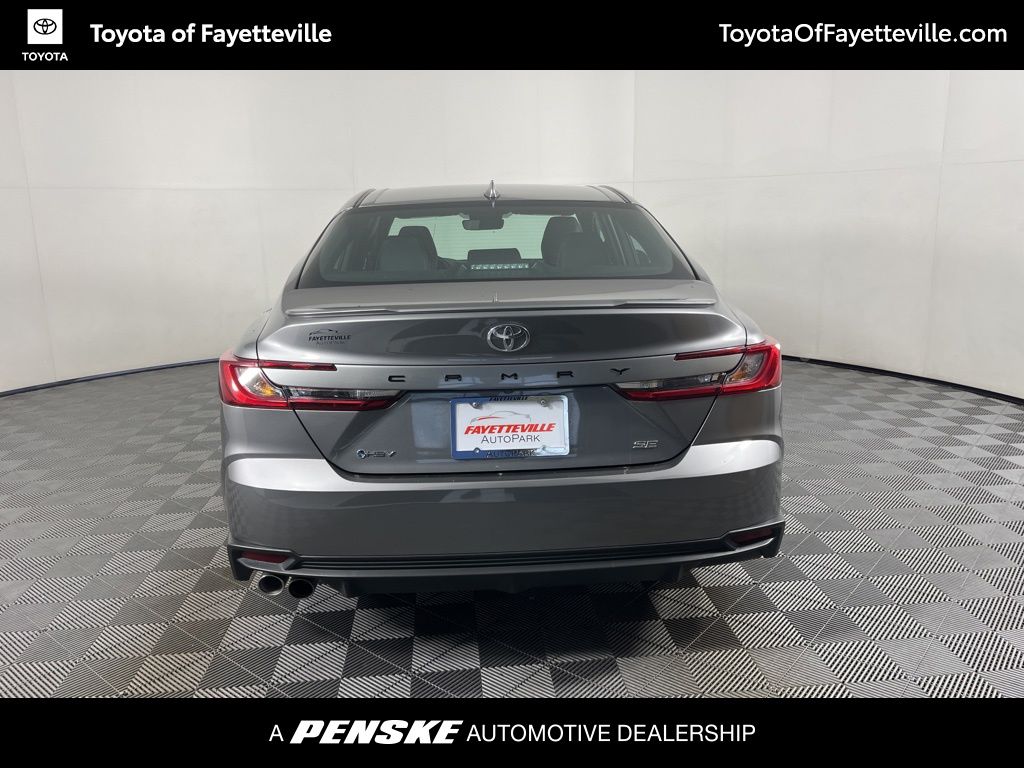 2025 Toyota Camry SE 11
