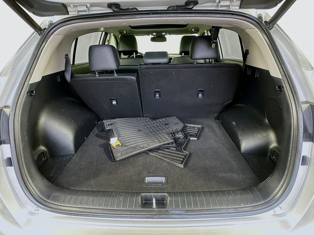 Thumbnail: 2017 Kia Sportage - 26