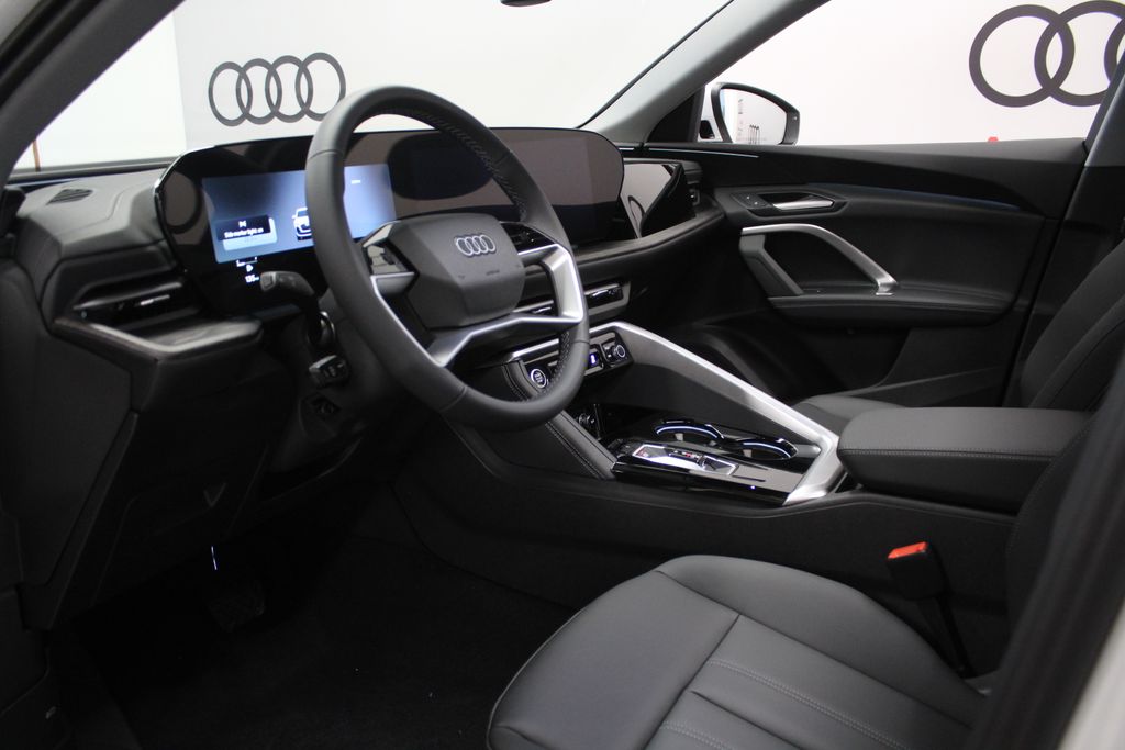 Thumbnail: 2026 Audi Q5 - 9
