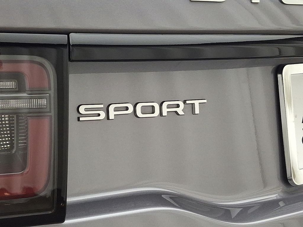 Thumbnail: 2025 Land Rover Discovery Sport - 32