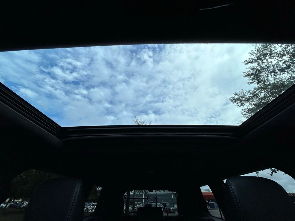 Thumbnail: 2025 Toyota Land Cruiser - 32