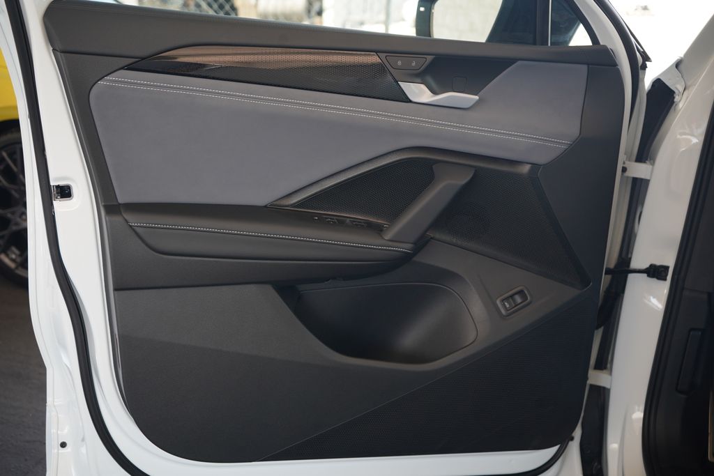 Thumbnail: 2026 Volkswagen Tiguan - 6