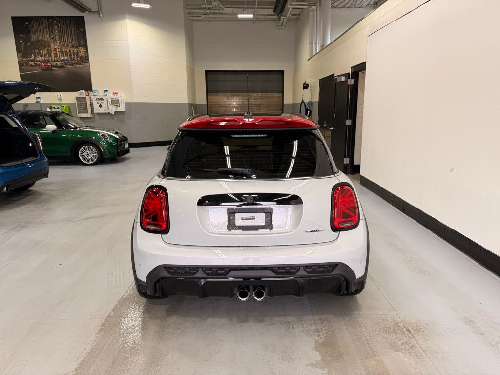 Thumbnail: 2022 MINI Cooper - 4