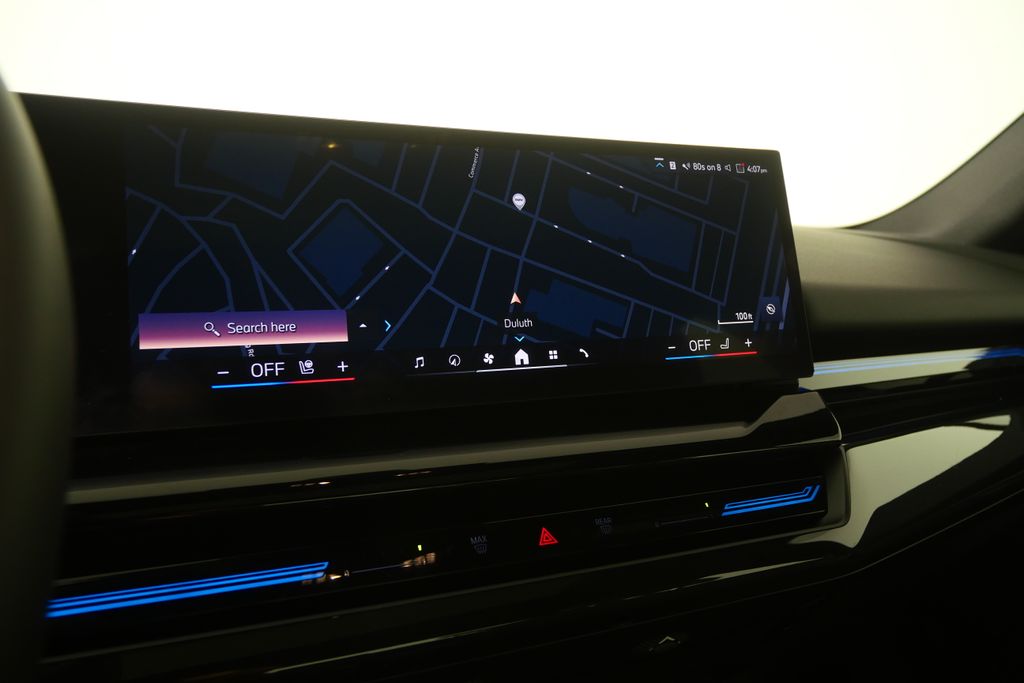 Thumbnail: 2025 BMW 5 Series - 22