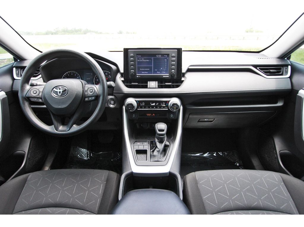 2022 Toyota RAV4 XLE White at Emmons Autoplex