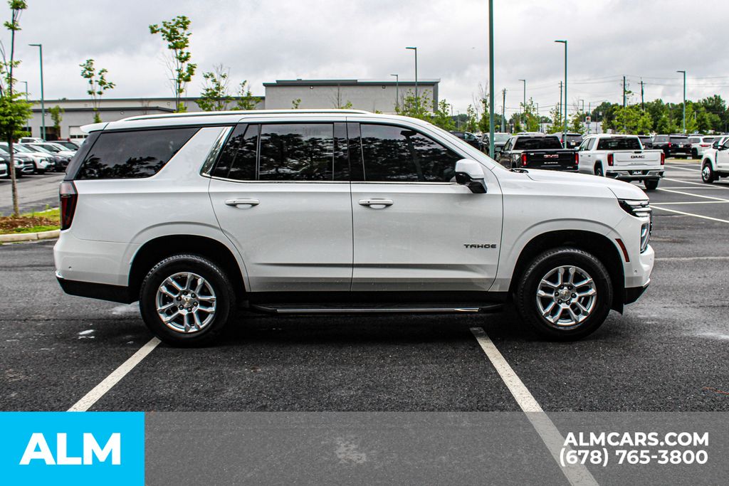Used 2025 White Chevrolet LT image 9