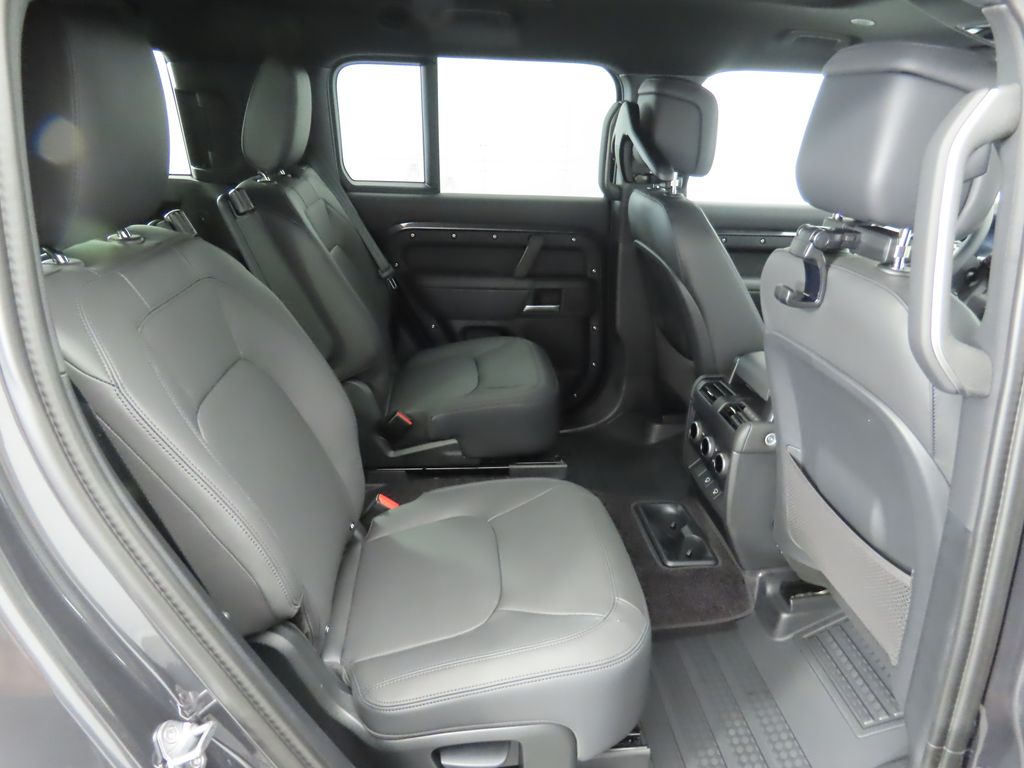 Thumbnail: 2025 Land Rover Defender - 22