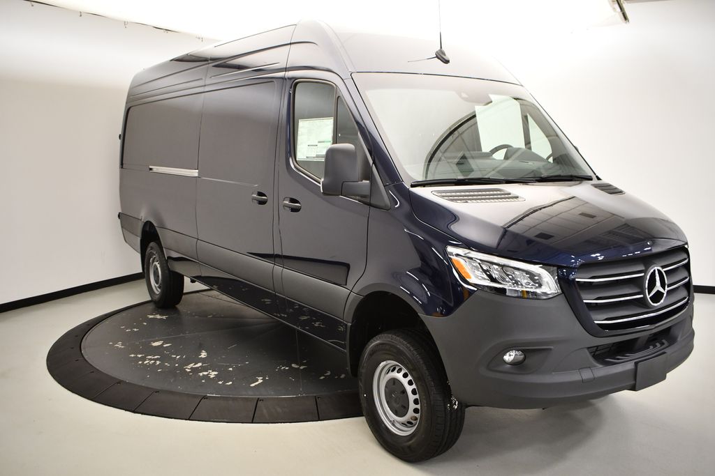 2024 Mercedes-Benz Sprinter 2500 7