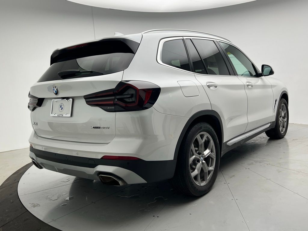 Thumbnail: 2022 BMW X3 - 3