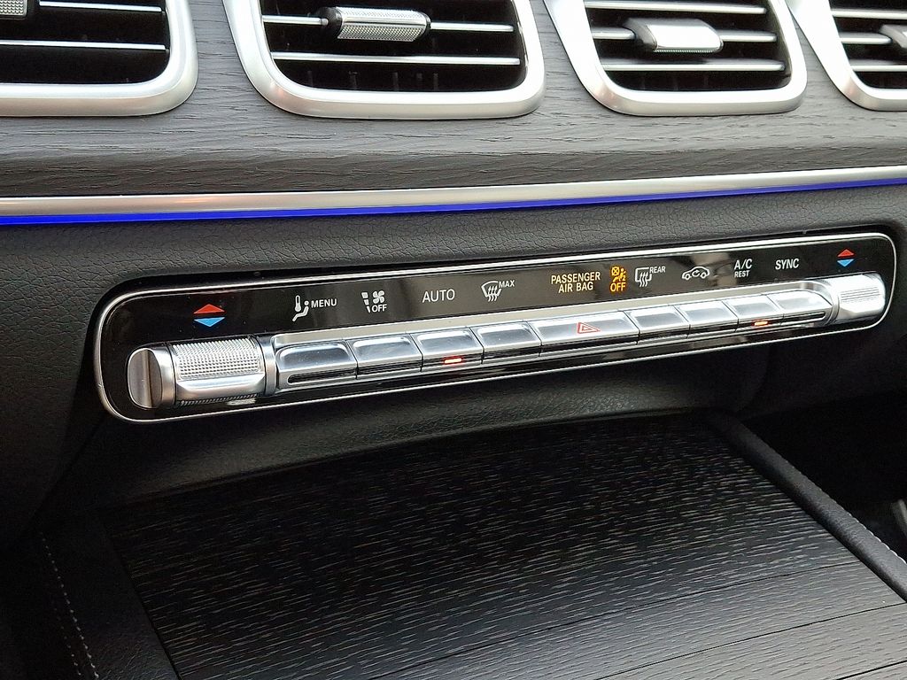 Thumbnail: 2026 Mercedes-Benz GLE - 12