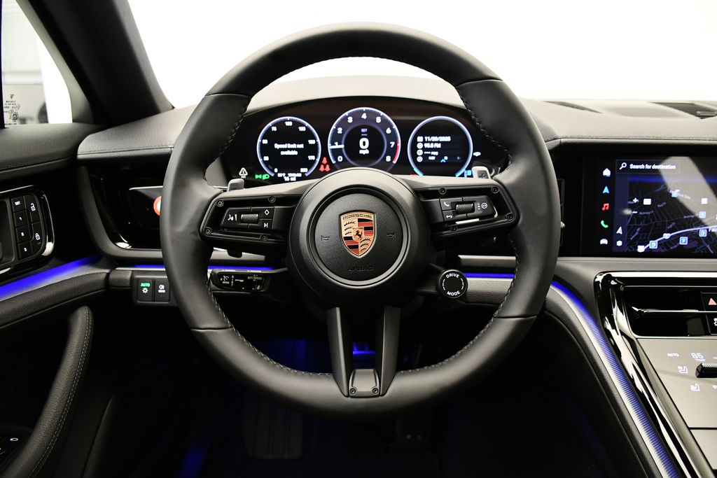 Thumbnail: 2026 Porsche Panamera - 25