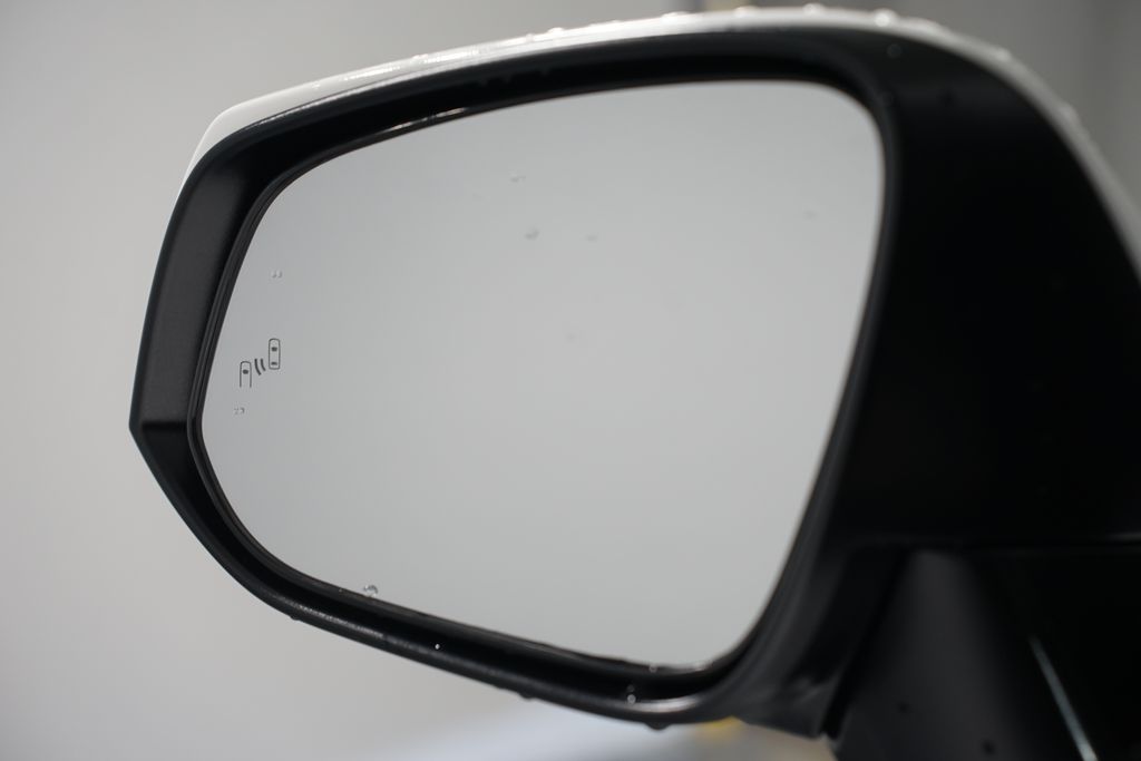 Thumbnail: 2025 Toyota RAV4 - 26