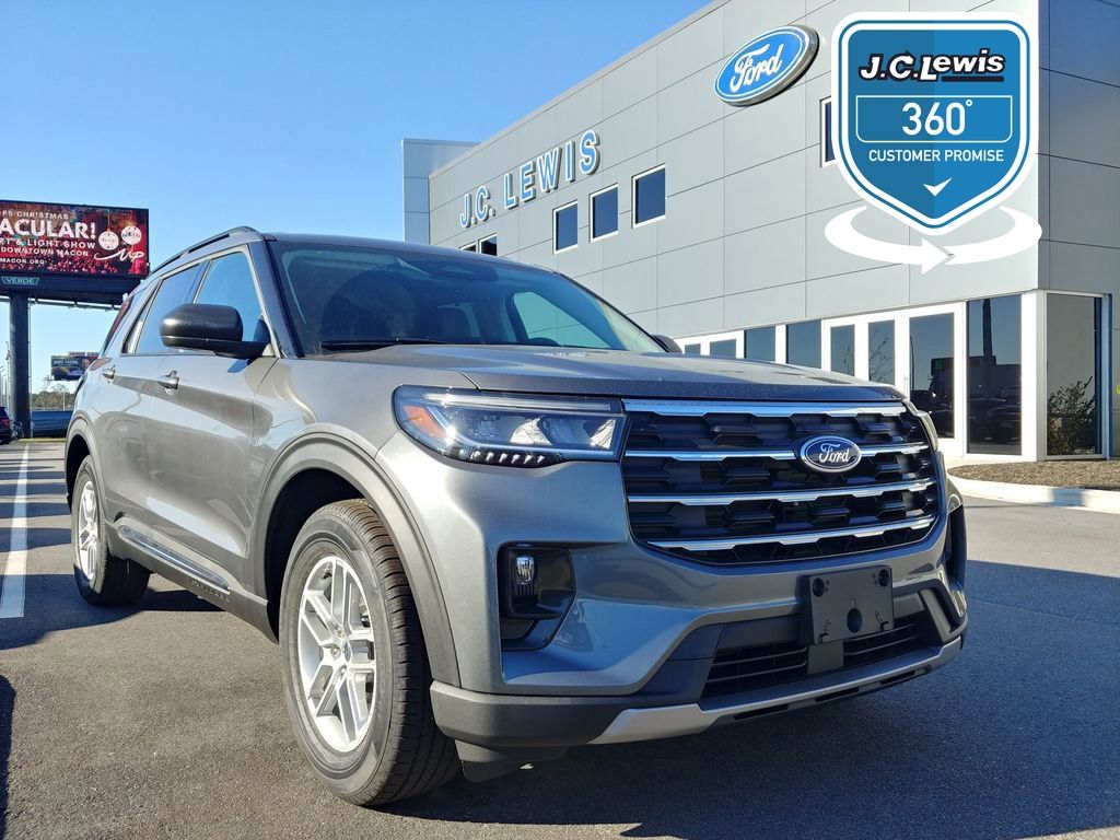 2025 Ford Explorer Active