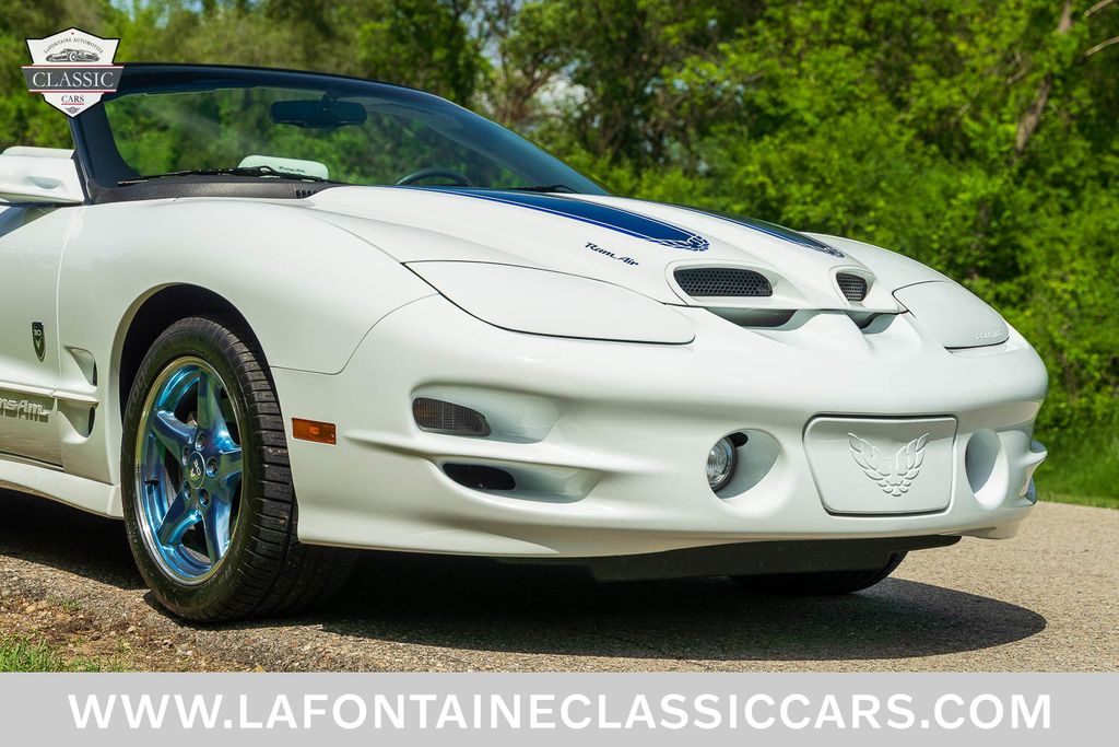 1999 Pontiac Firebird 26