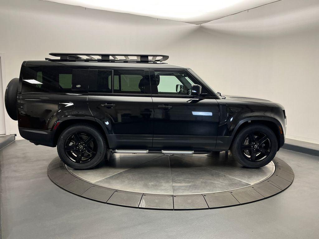 2023 Land Rover Defender 130 6
