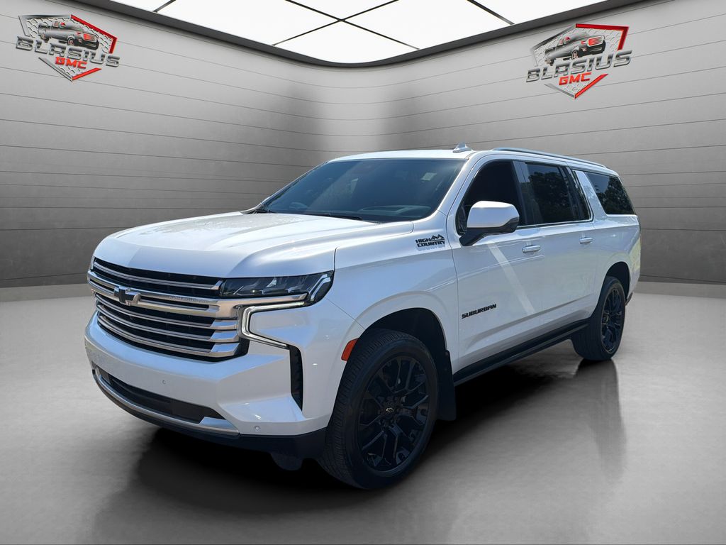 White (Iridescent Pearl Tricoat) 2023 Chevrolet Suburban SUV / Crossover Four-Wheel Drive