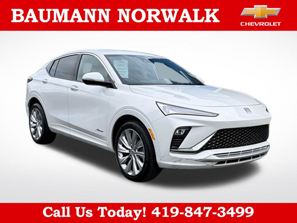 White Frost Tricoat 2024 Buick Envista SUV / Crossover Front-Wheel Drive 6-Speed Automatic