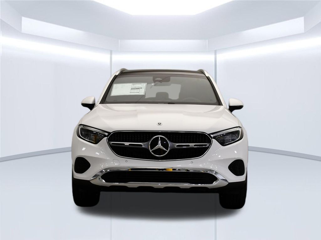 Thumbnail: 2026 Mercedes-Benz GLC - 8