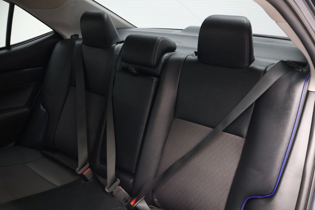 Thumbnail: 2018 Toyota Corolla - 18