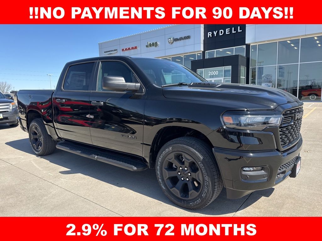 Diamond Black Crystal Pearlcoat 2026 RAM 1500 Express Crew Cab 4WD Pickup Truck Four-Wheel Drive 8-Speed Automatic