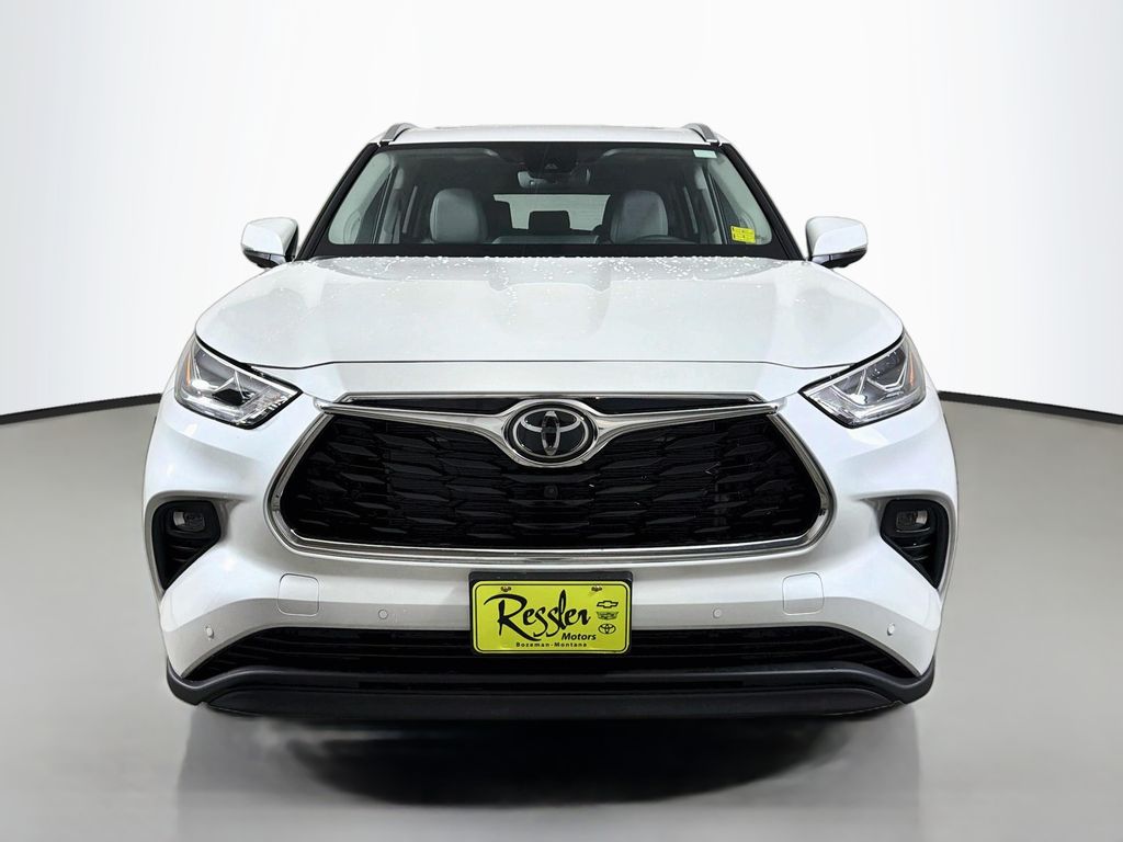New 2026 Toyota Highlander SUV
