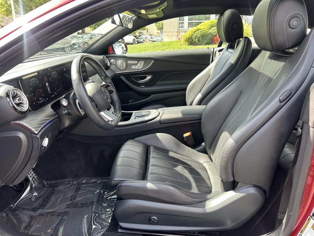 Thumbnail: 2022 Mercedes-Benz E-Class - 32