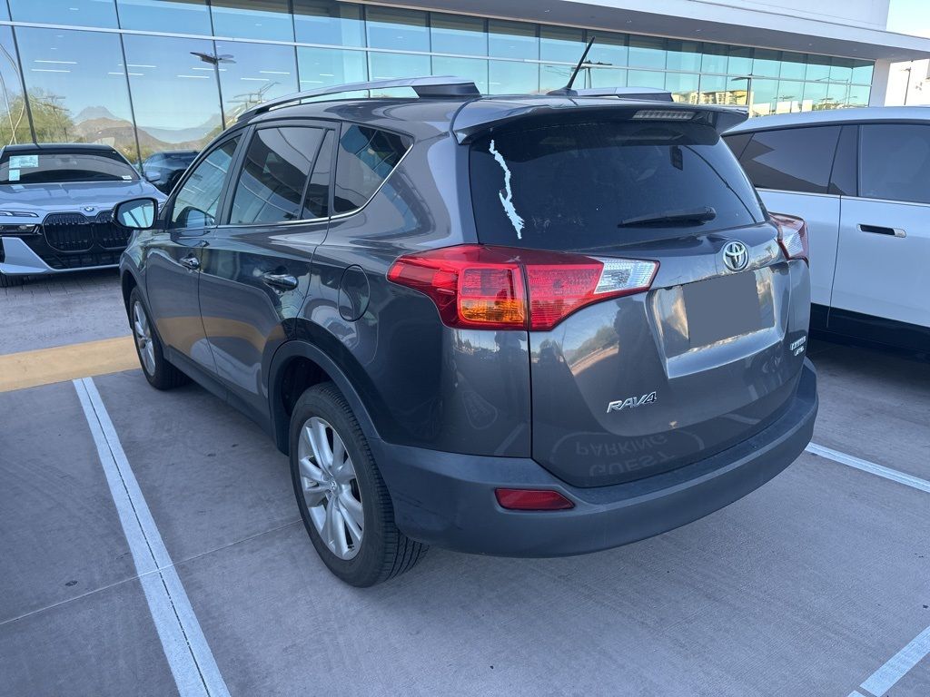 Thumbnail: 2015 Toyota RAV4 - 3
