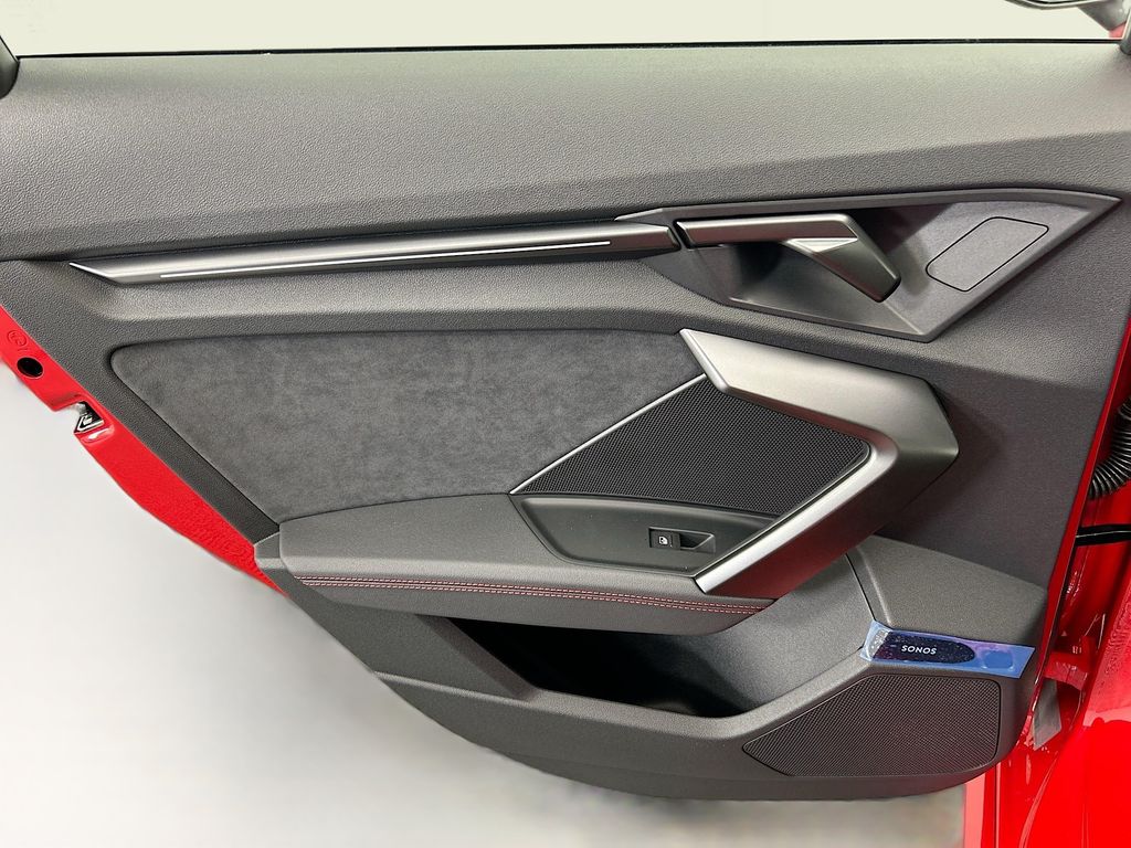 Thumbnail: 2025 Audi RS 3 - 26