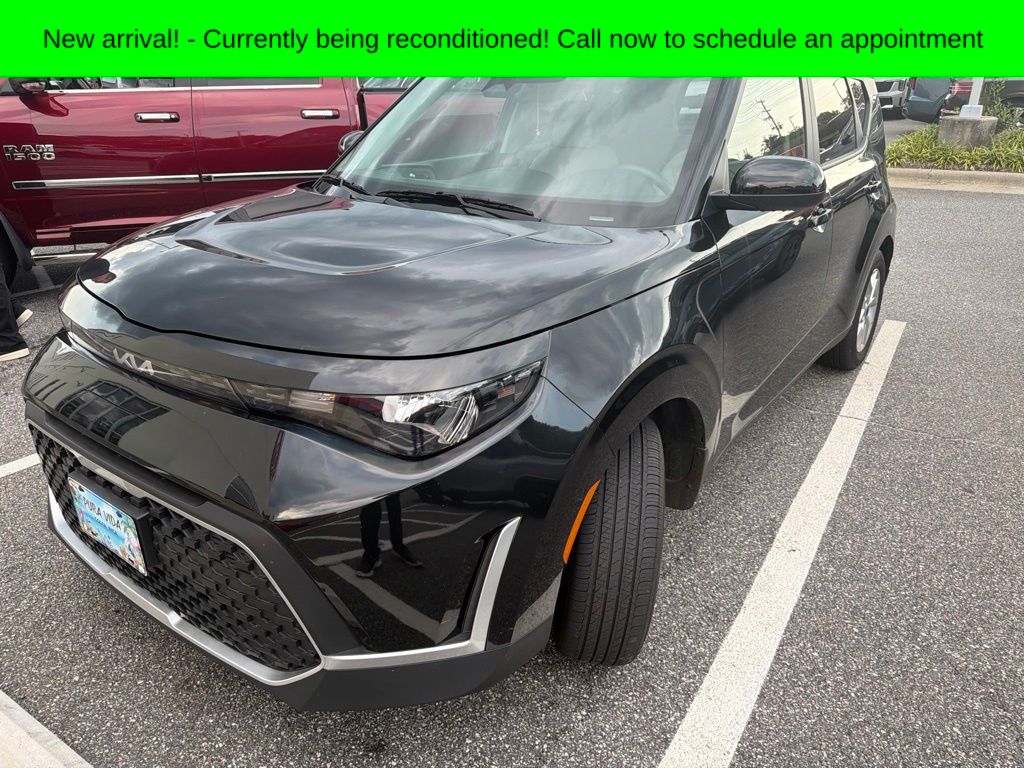 Fusion Black 2025 Kia Soul SUV / Crossover Front-Wheel Drive Continuously Variable Transmission