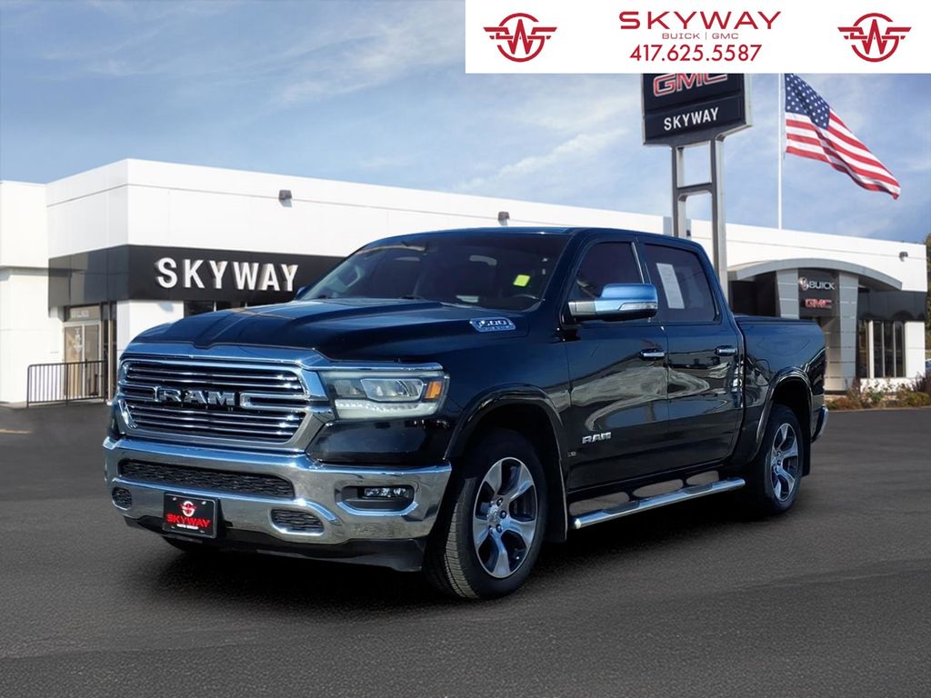2022 RAM 1500 Laramie Crew Cab 4WD