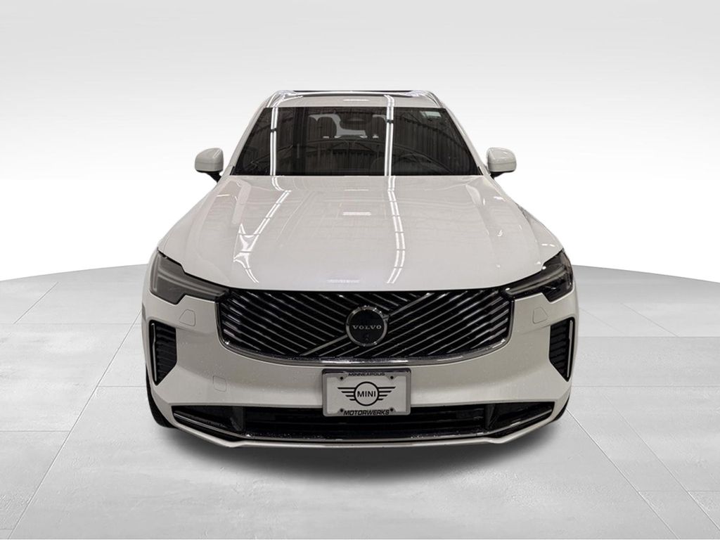 Thumbnail: 2026 Volvo XC90 - 8