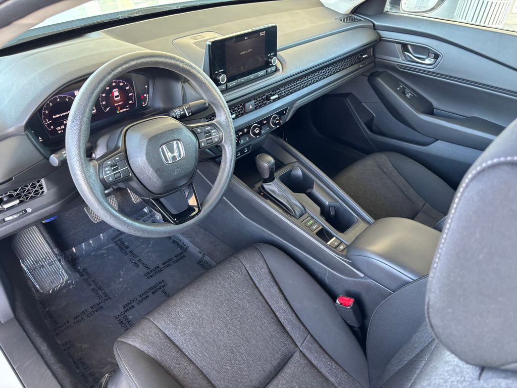 Thumbnail: 2023 Honda Accord - 9