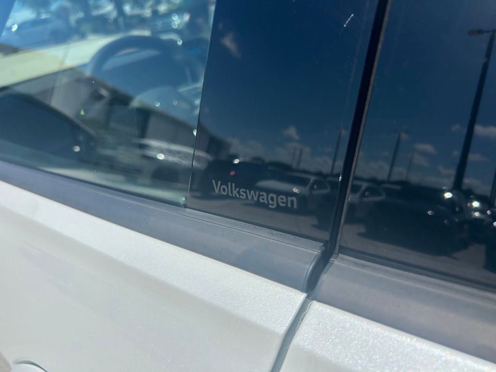 New 2026 Opal White Pearl Volkswagen 2.0T SE R-Line Black image 27