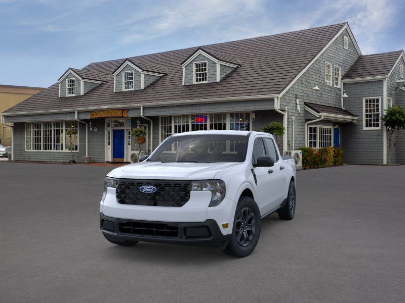 New 2026 White Ford XLT image 2