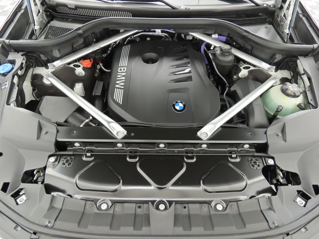 Thumbnail: 2026 BMW X7 - 30