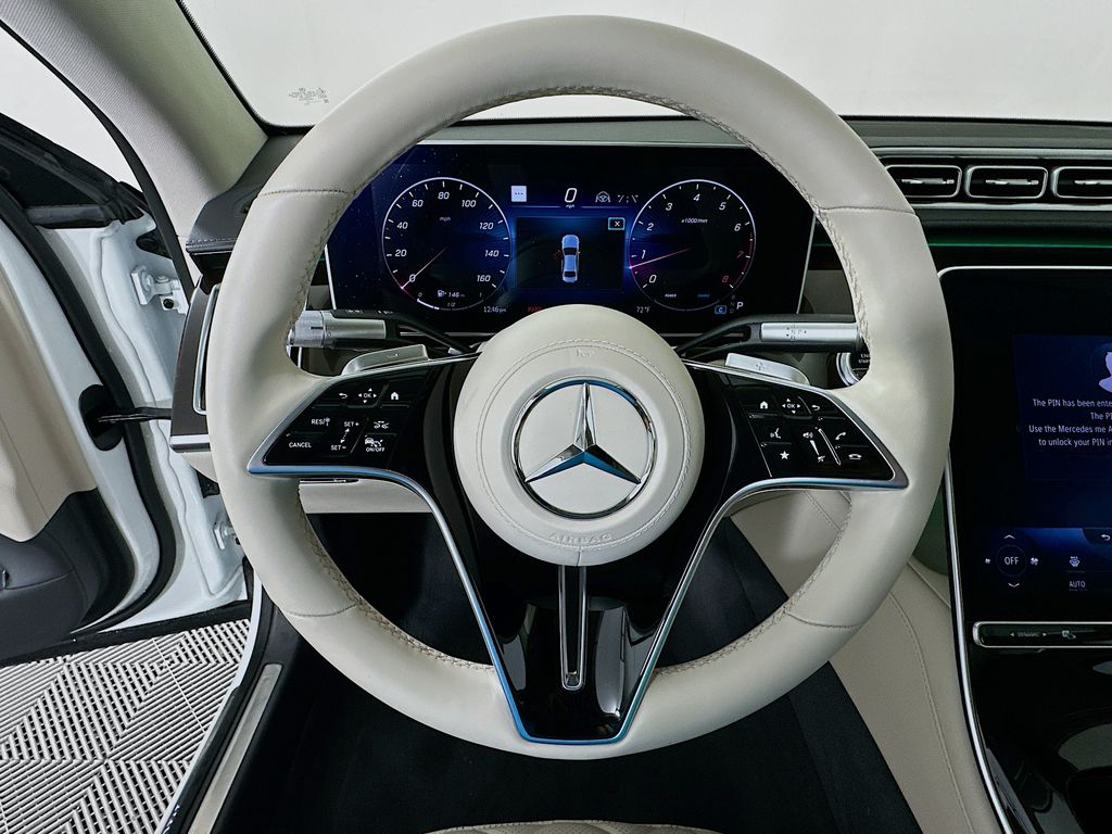 Thumbnail: 2023 Mercedes-Benz S-Class - 11