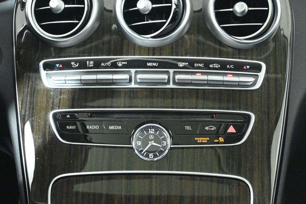 Thumbnail: 2018 Mercedes-Benz C-Class - 21